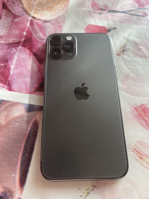 Продам Iphone 11 pro 64