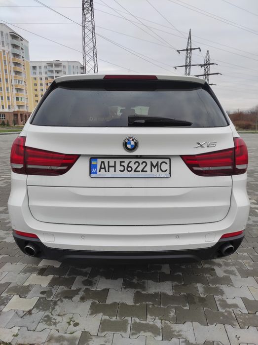 Автомобіль BMW X5