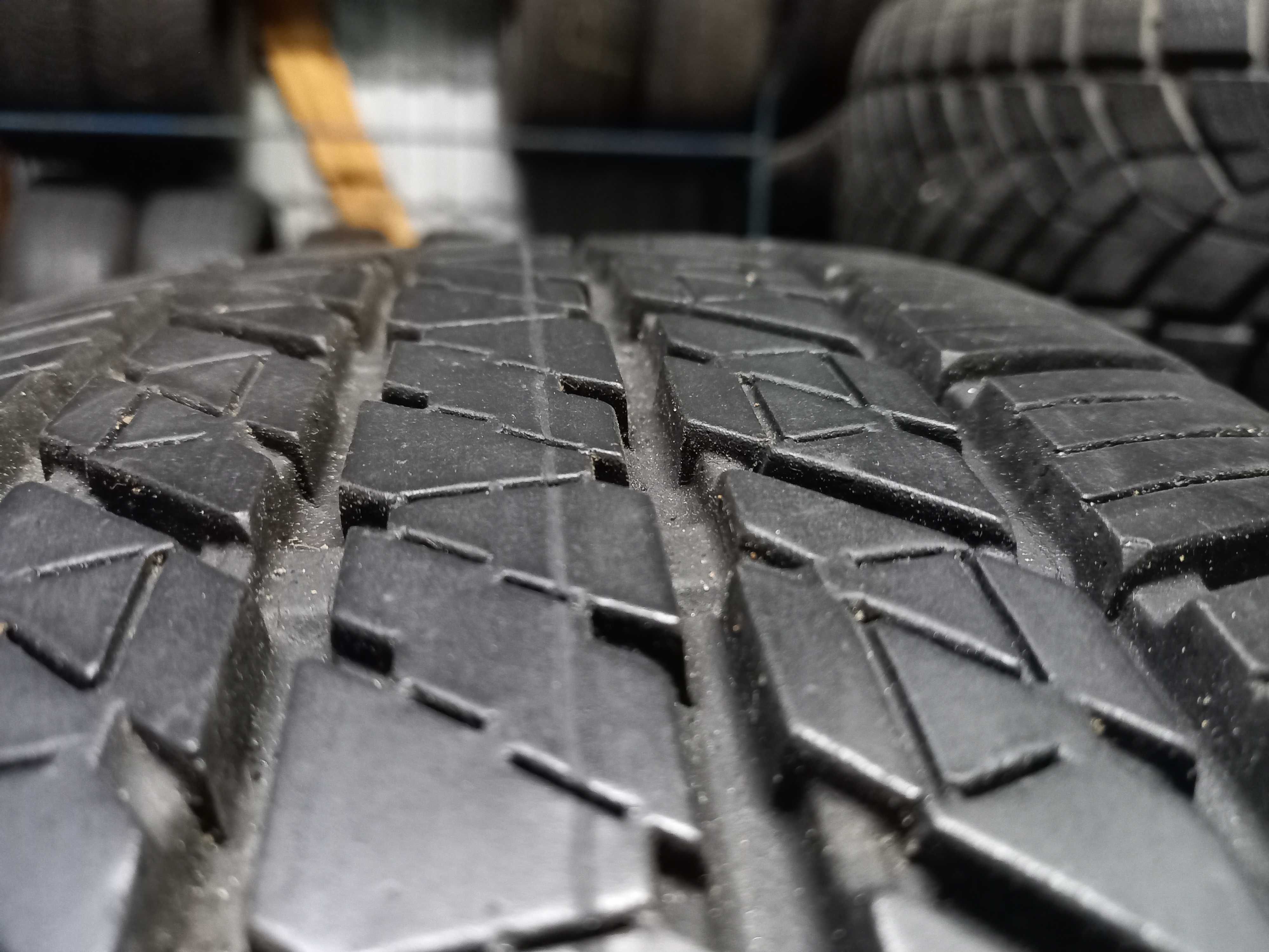 Bieżnik 7mm !   245/65R17 Bridgestone super stan