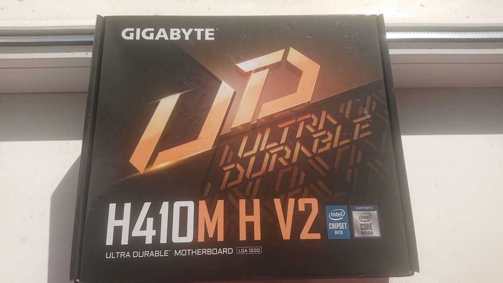 Материнська плата Gigabyte H410M H V2