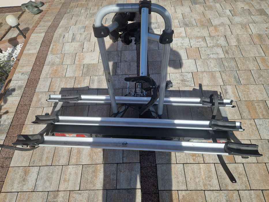 Bagażnik na 3 rowery montowany na hak