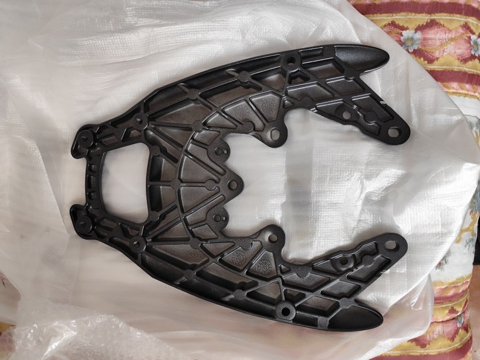 Base para top case da Zontes 350S nova