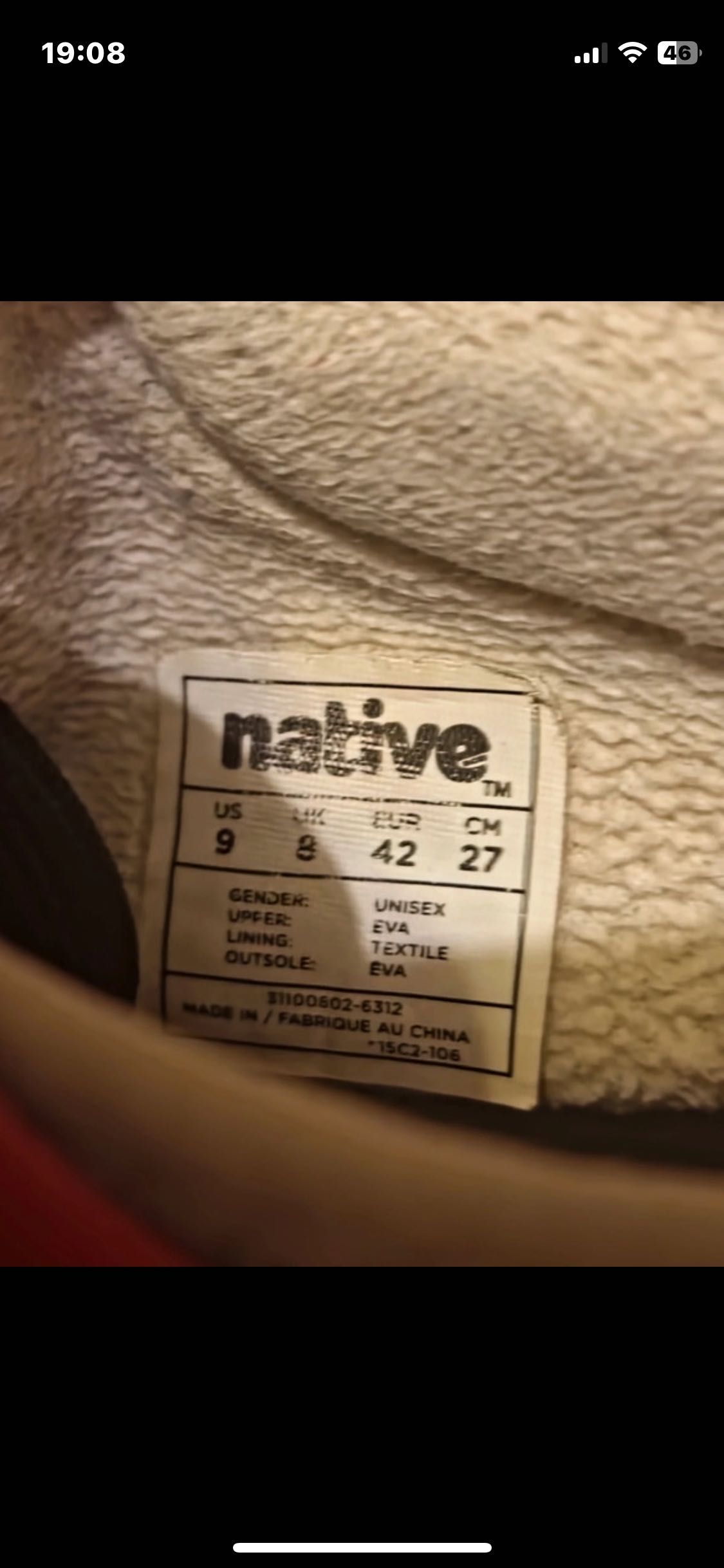 Czerwone Buty Native