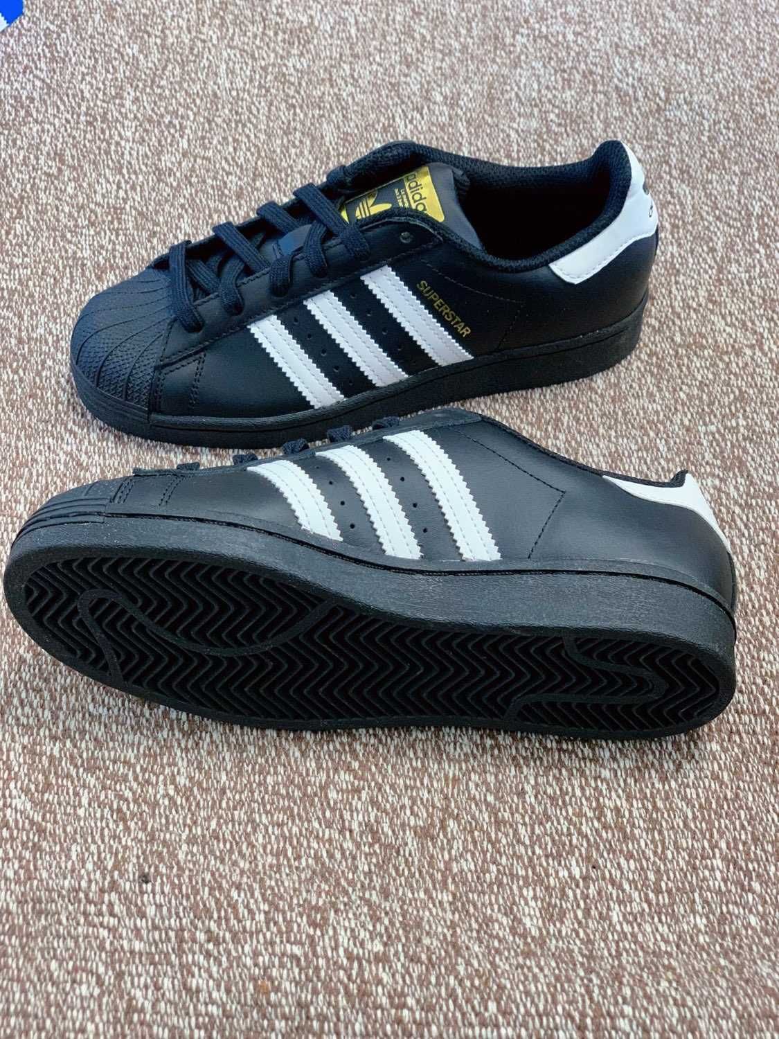 Nowy Buty Sportowe Adidas Superstar Black White 39