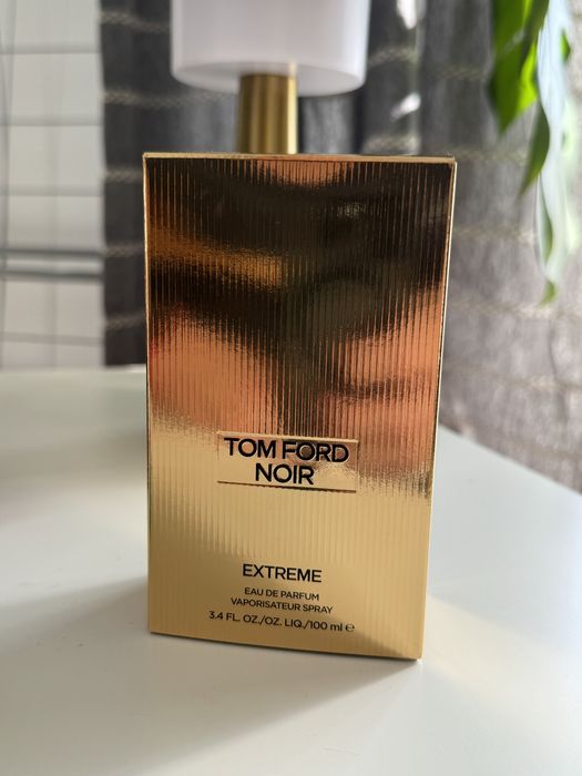 Tom Ford noir extreme