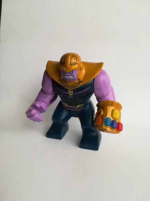 Figurka Lego Thanos z rękawicą