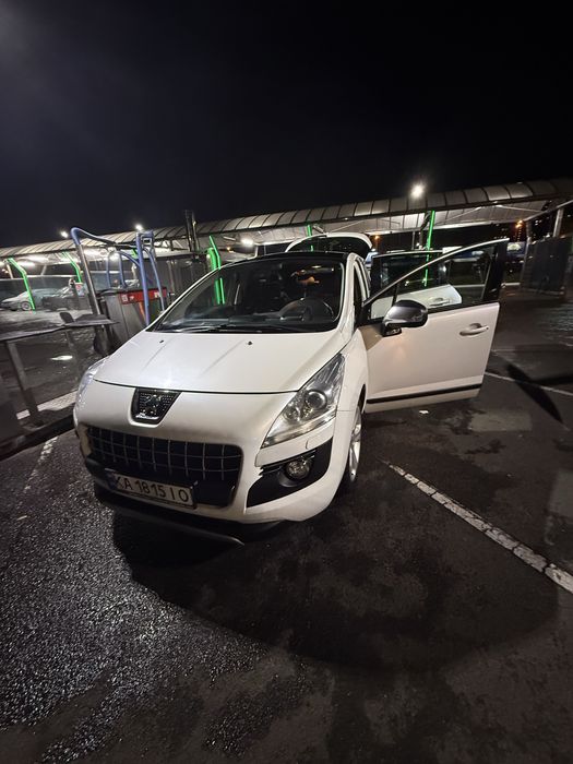 Продам авто Peugeot 3008
