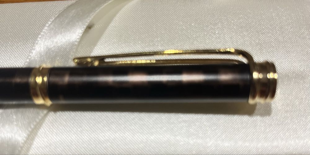 Esferográfica Waterman Harmonie Castanha