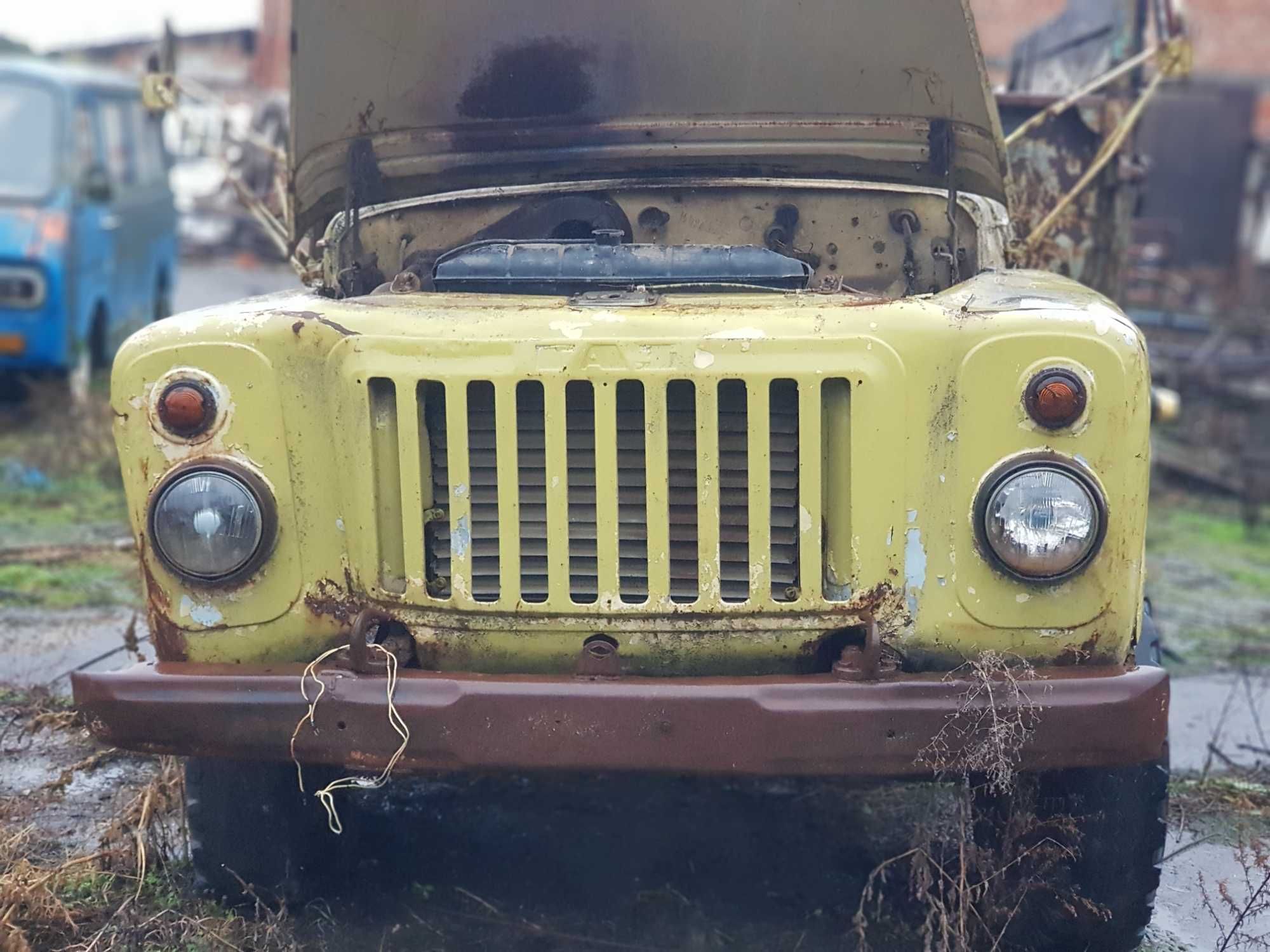 Продам техніку газ 53,зіл 130.