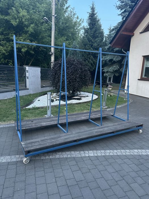 Stojak transportowy