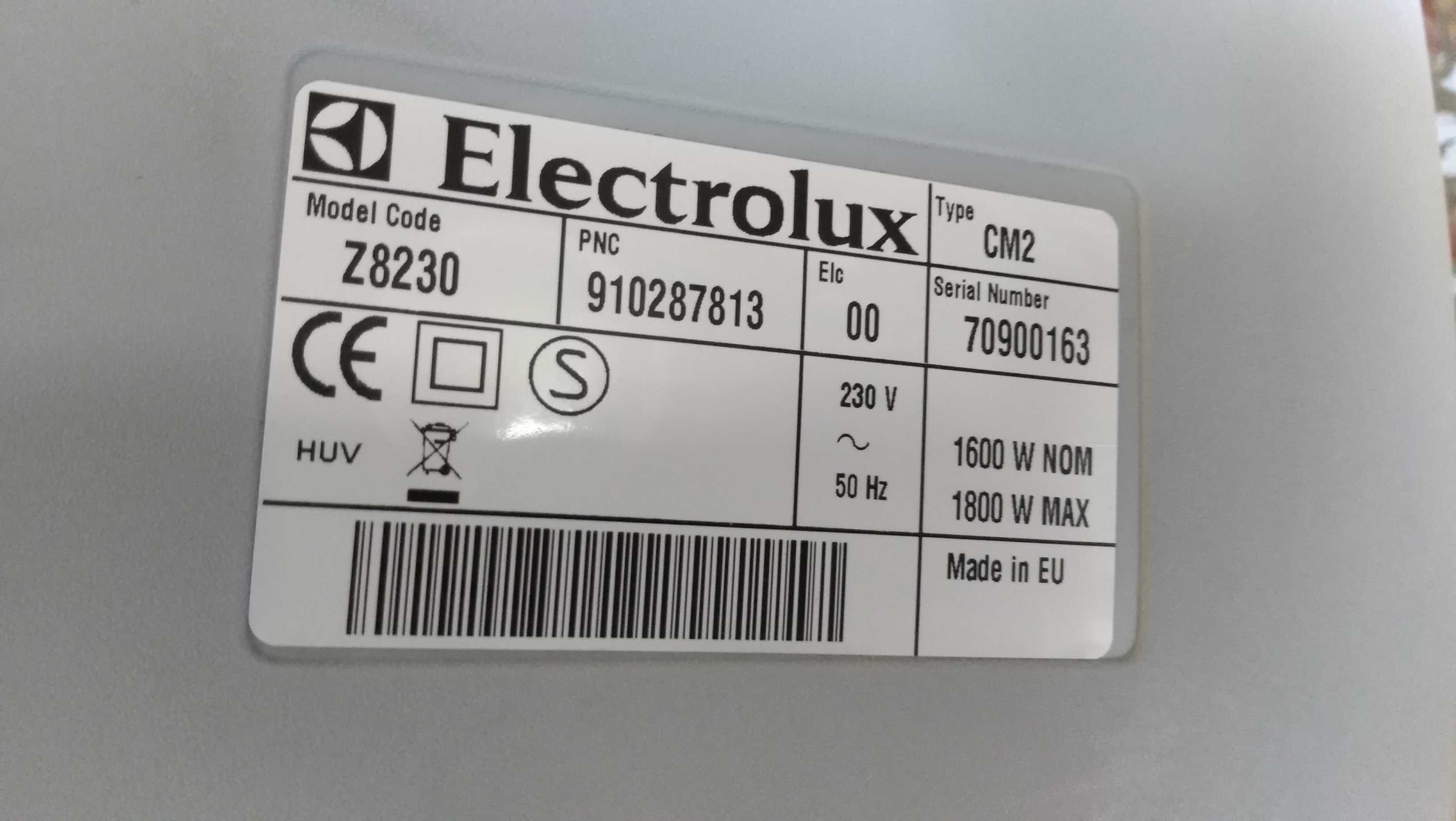 вакуумный - циклонный пылесос Electrolux TwinClean Cyclonic CM2