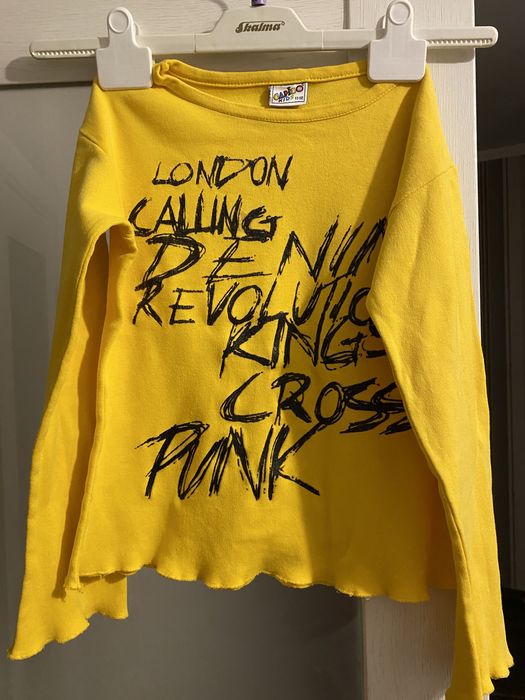 Продам детскую кофточку футболку реглан