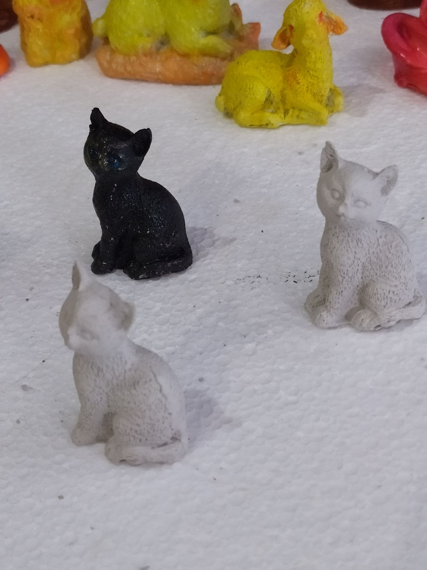 Kot figurka do samodzielnego pomalowania.
Rozmiar: wysokość 4,5cm.
F