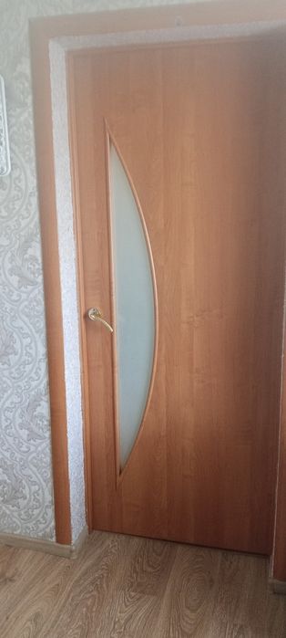 Продам міжкімнатні двері 4 шт