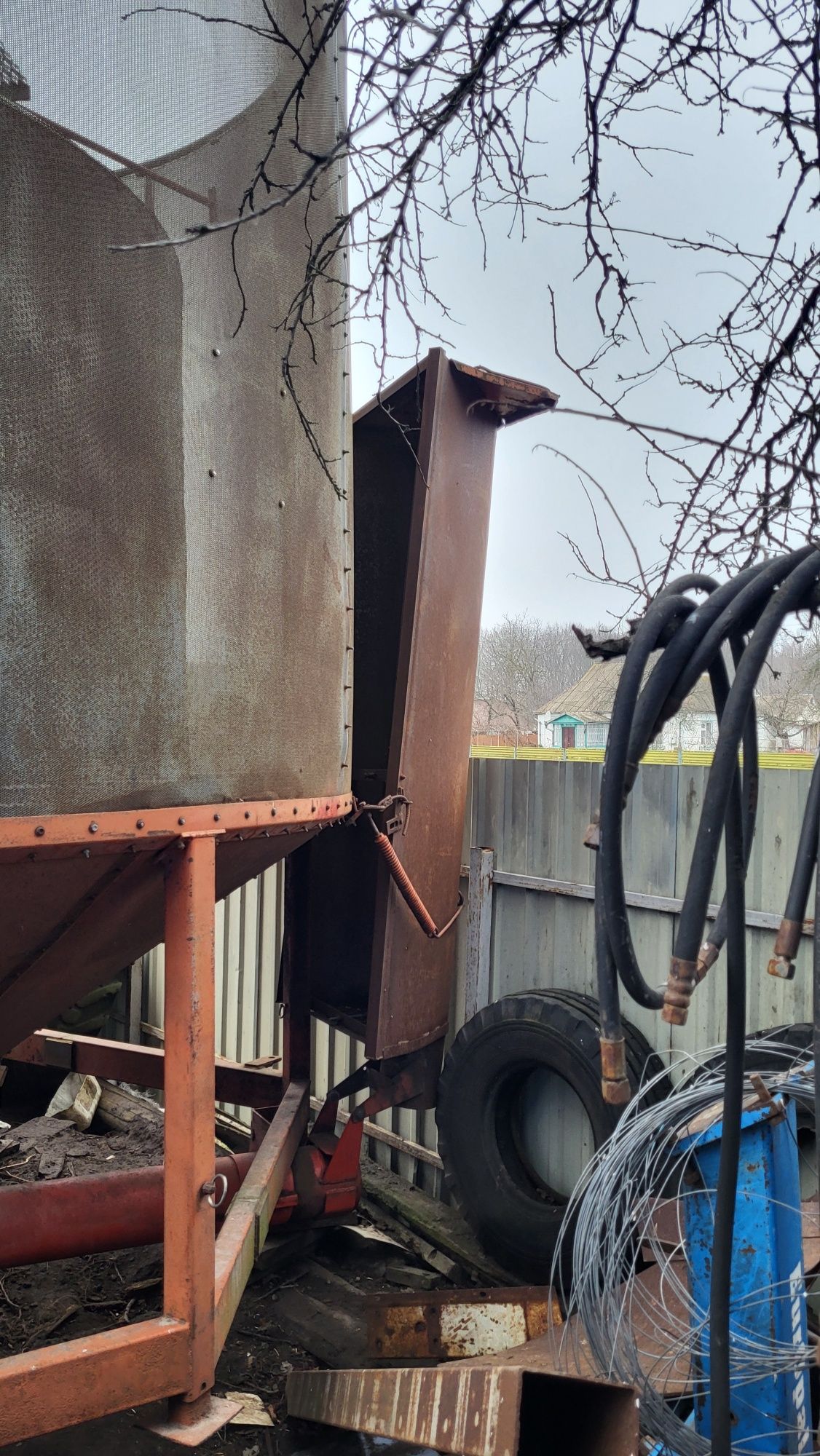 Продам мобільну зерносушарку 12тон