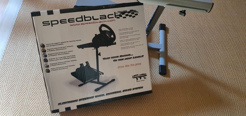 Base para volante e pedais