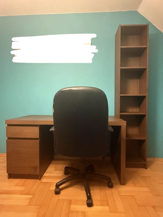 Biurko MALM Ikea, regał BILLY Ikea + fotel gratis