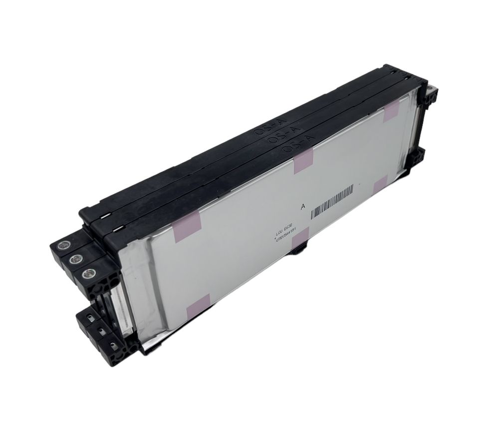 Акумулятор LG Chem 1S3P 189Ah 0.7kWh LGU E63B 3.7V для збірок АКБ