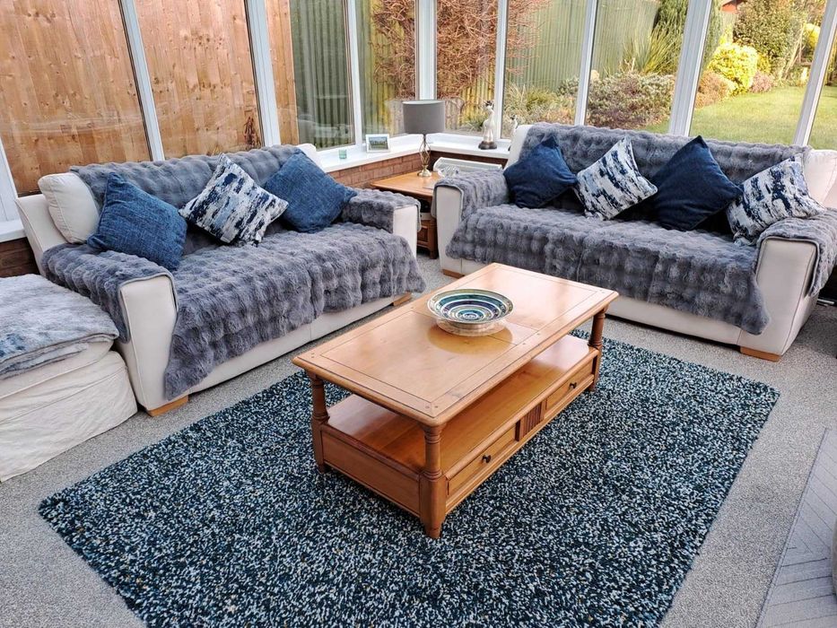 Pokrowiec na sofę, narzuta, antypoślizgowy, mata na sofę kanapę  NOWA