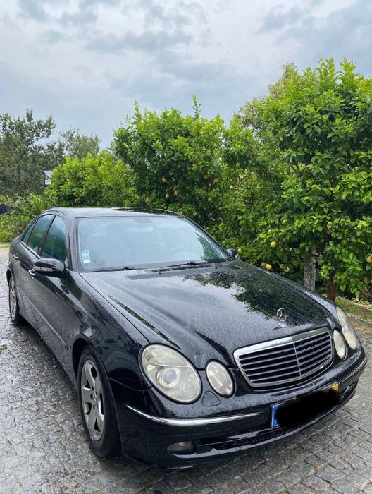 Vendo mercedes. O motor foi trocado,neste momento esse mesmo tem 90000