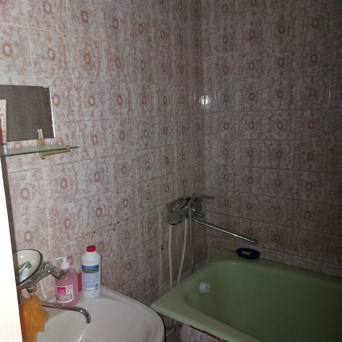 Продам 3х комн квартиоу на 4 микр