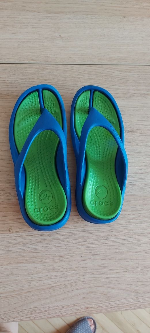 Шлепки, босоножки, вьетнамки CROCS  36р