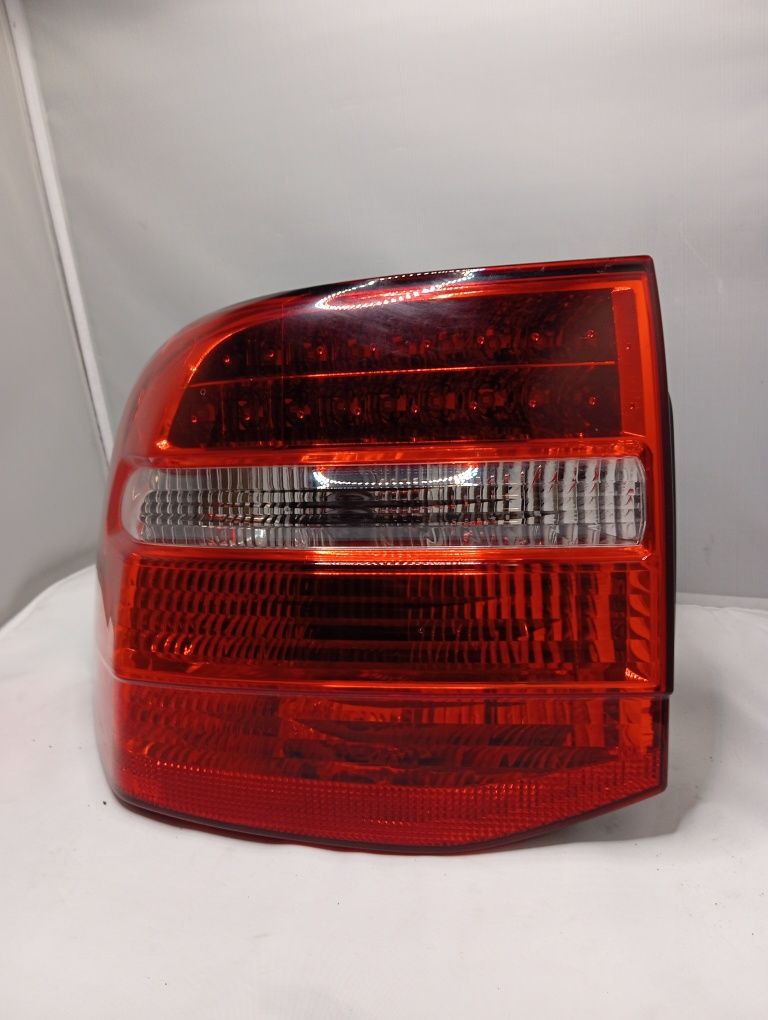 Lampa tył tylna lewa Porsche Cayenne lift