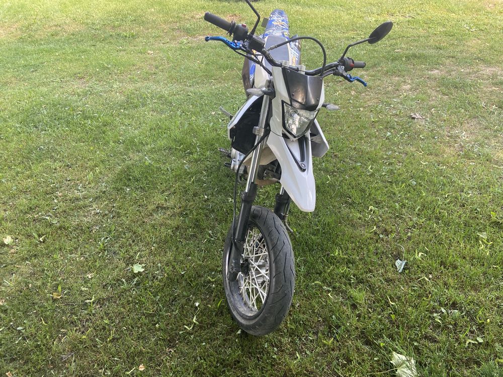 Yamaha wr 125 [yzf, ktm,cbr]