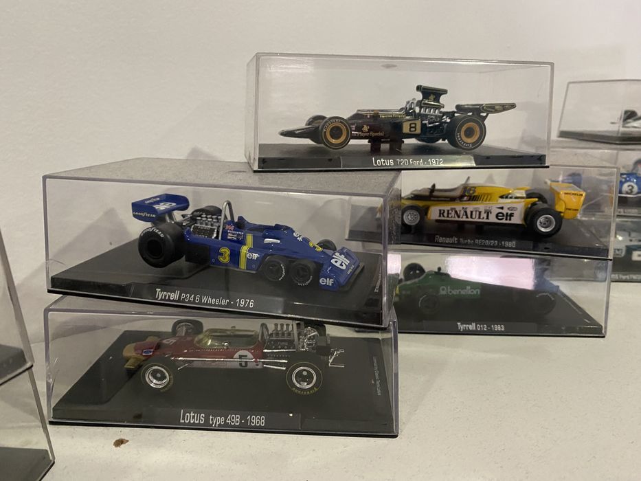 Coleção de 40 carrinhos F1 Escala 1:43 (Ler descrição)