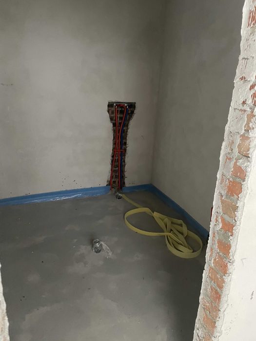 Продаж котеджу  з ділянкою з початковим ремонтом Солонка!