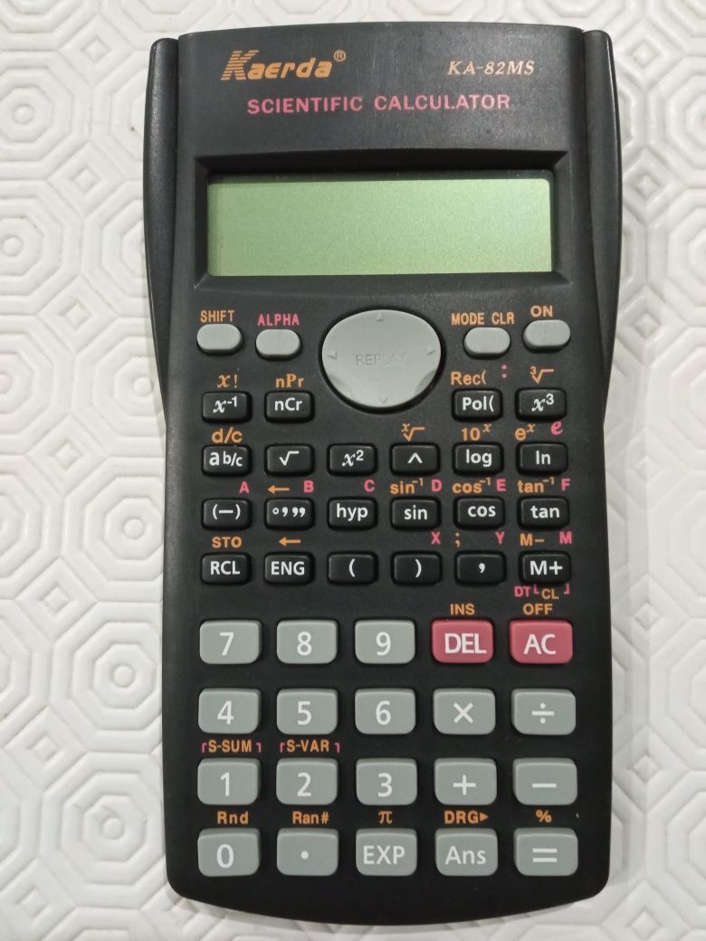 Calculadora científica  -  Kaerda KA-82MS