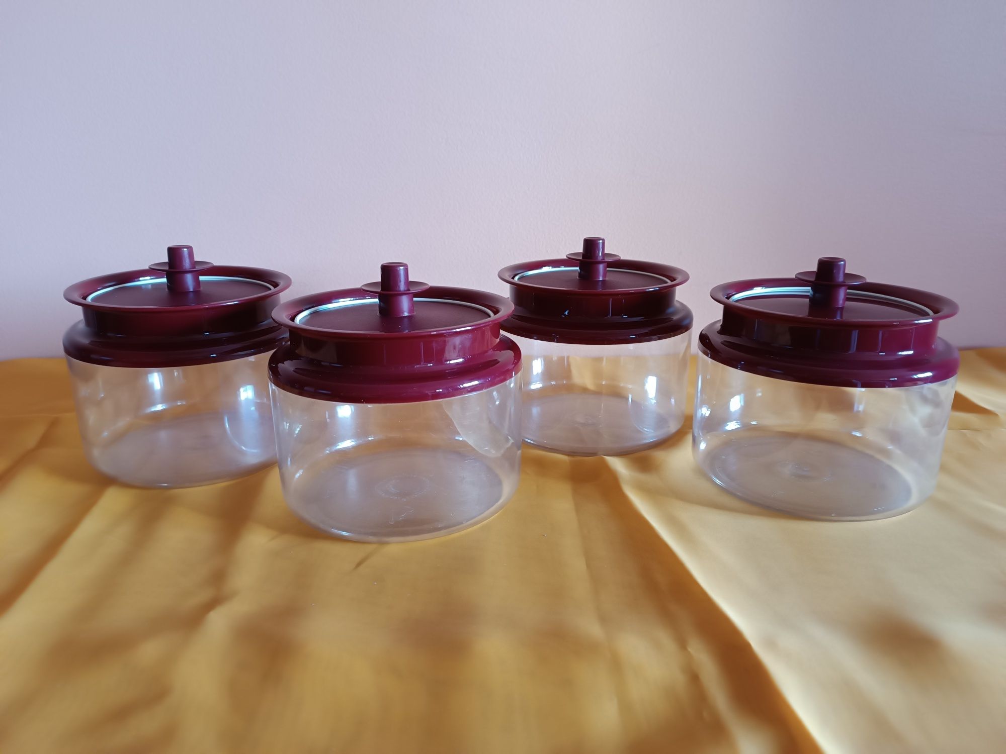Tupperware cristal - caixa de ótima qualidade