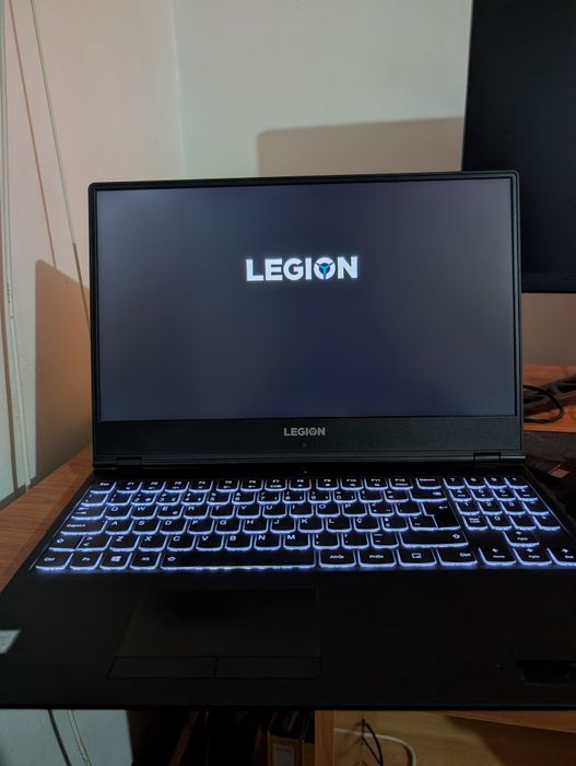 Portátil Legion Y540-15IRH-PG0