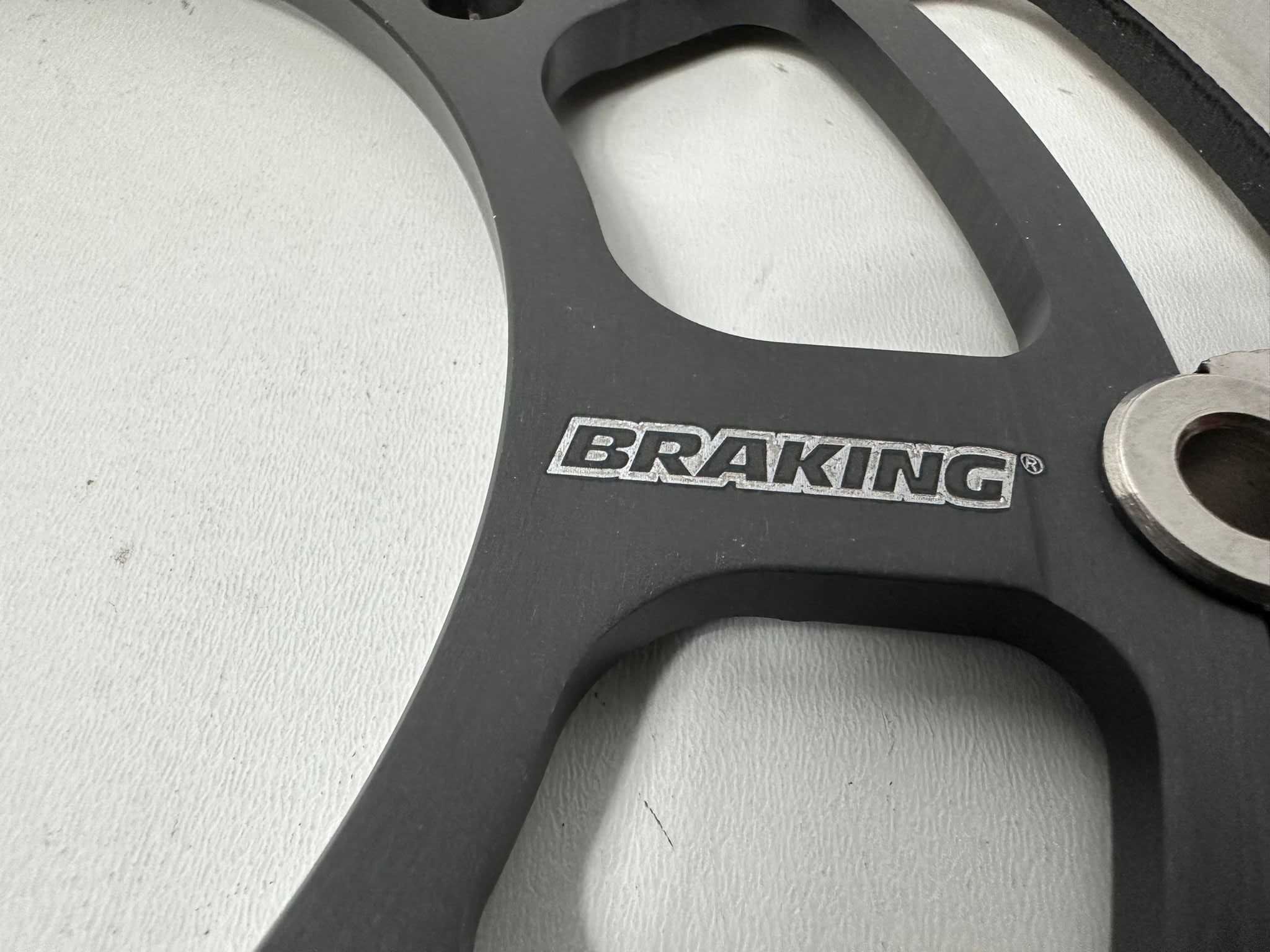 Braking tarcza hamulcowa przód YAMAHA YZF R6 R1 FZ1 MT V-MAX SK071R