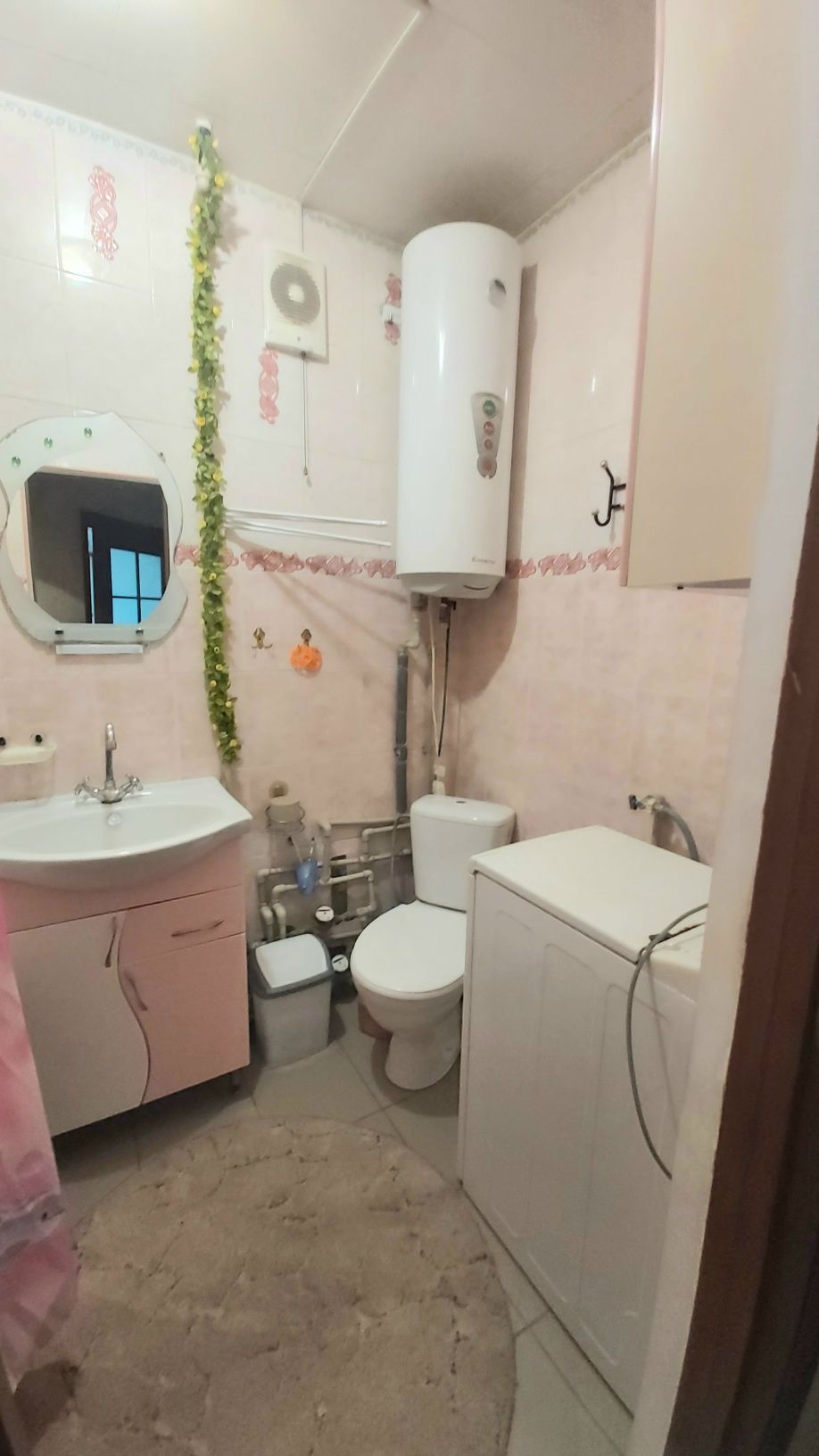 Продам 3 комнатную улучшенной планировки в кирпичном доме, 3 этаж!