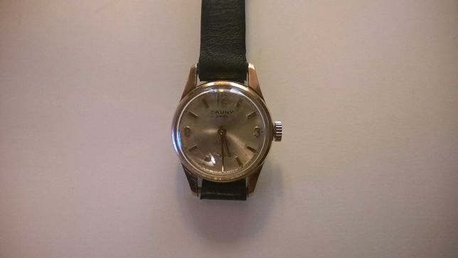 Relógio de sra. de coleção Cauny com mais de 70 anos