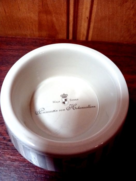 Мисочка для пухнастиків, посуд, миска, екологічно чиста, щітка