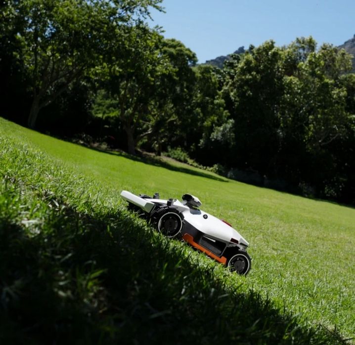 Mammotion Luba 2 AWD 10000X 2025r. robot koszący GPS RTK bez kabla