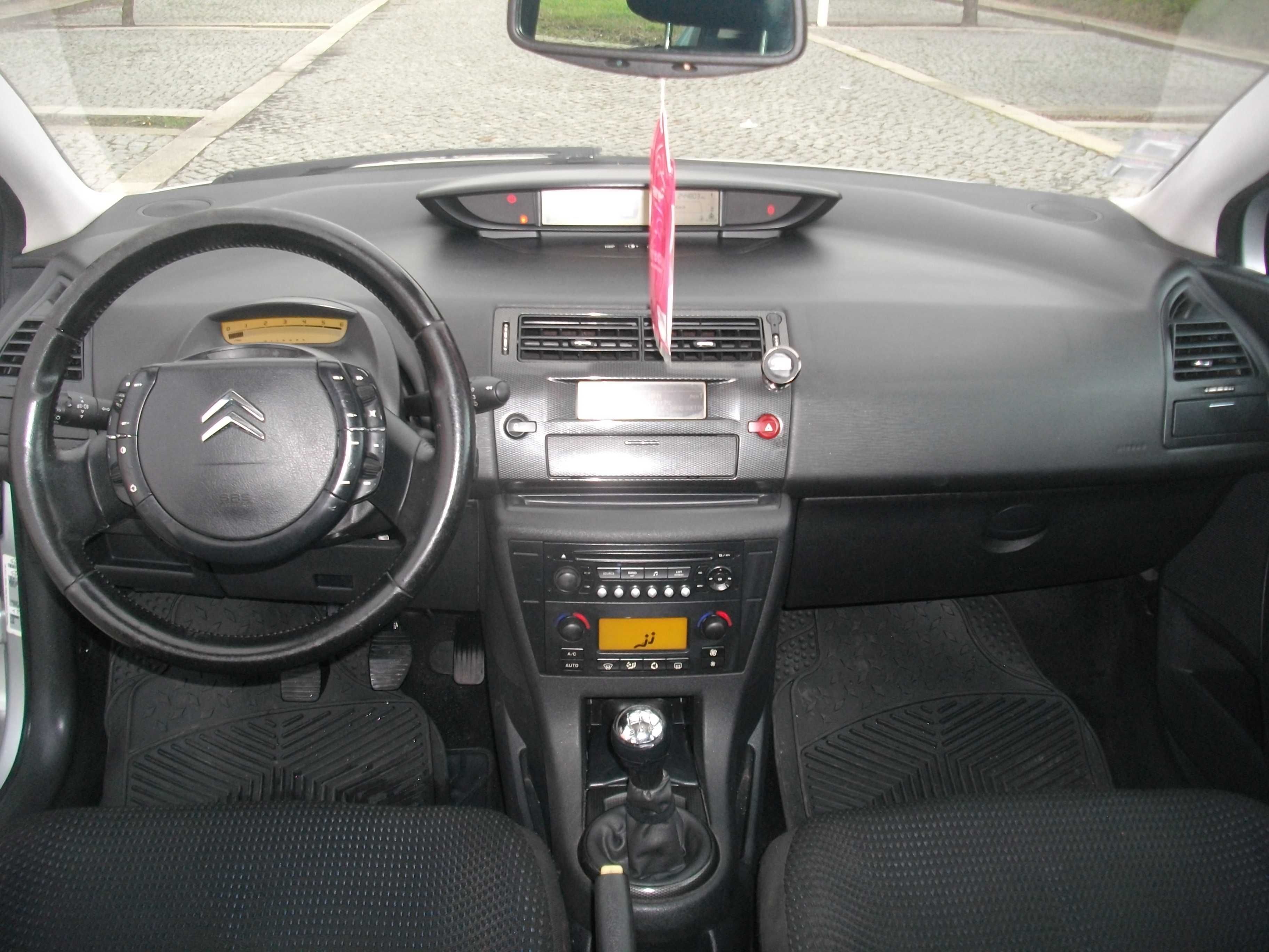 Citroen C4 1.6HDI 110CV de 2005 Impecável