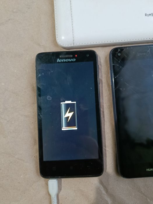 Продам телефоны разные