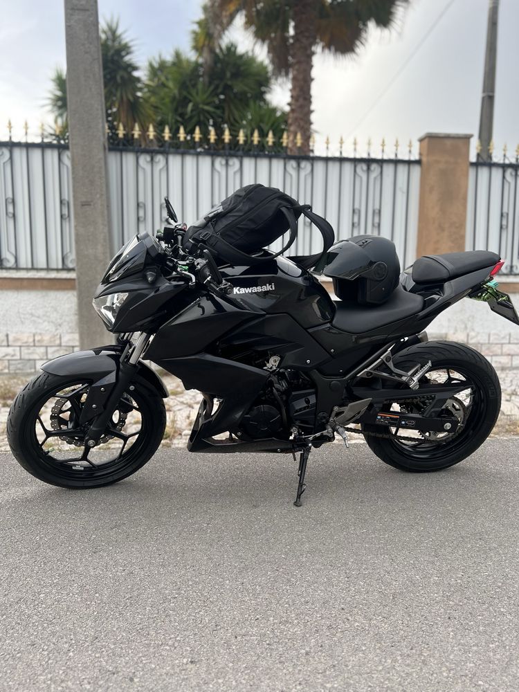 Kawasaki z300 mota troca com Mt 07 or z900 or pcx