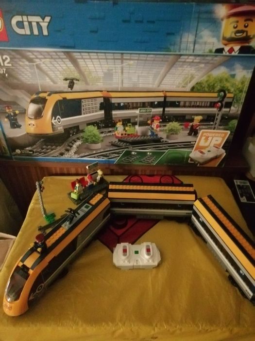 Lego  City 60197 Pociąg Pasażerski Train BATERIE GRATIS!!!