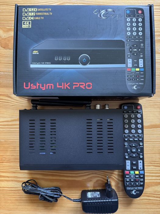 Dekoder USTYM 4K PRO Combo Enigma2 Oscam Cccam IPTV