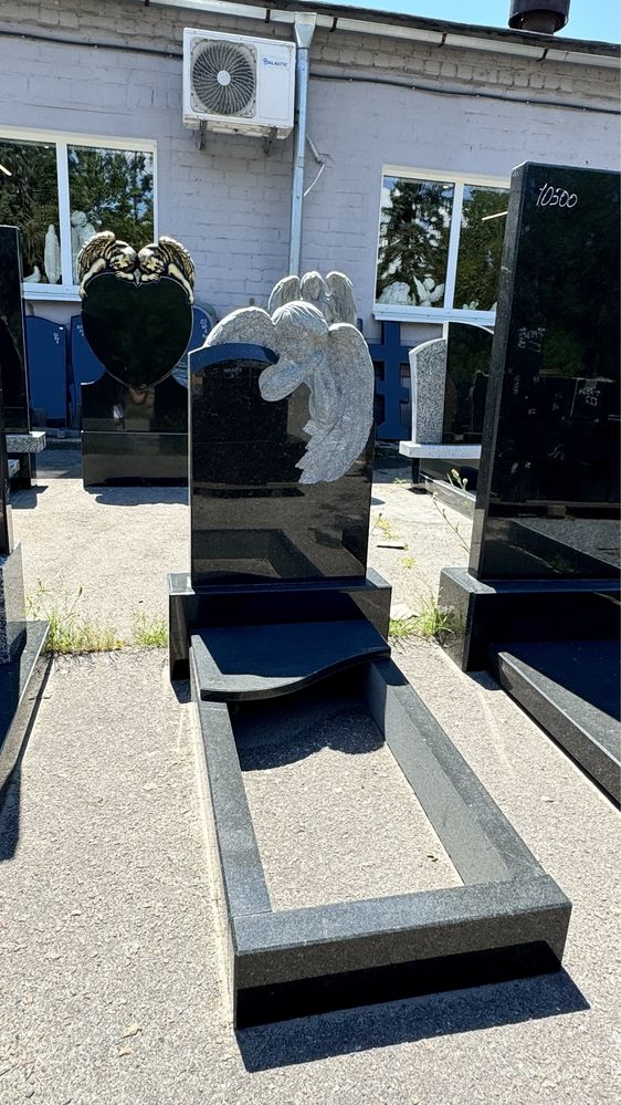 памʼятники гранітні Дніпро