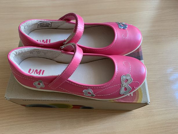 Новые Кожаные туфли девочке Umi, стелька 22 см
