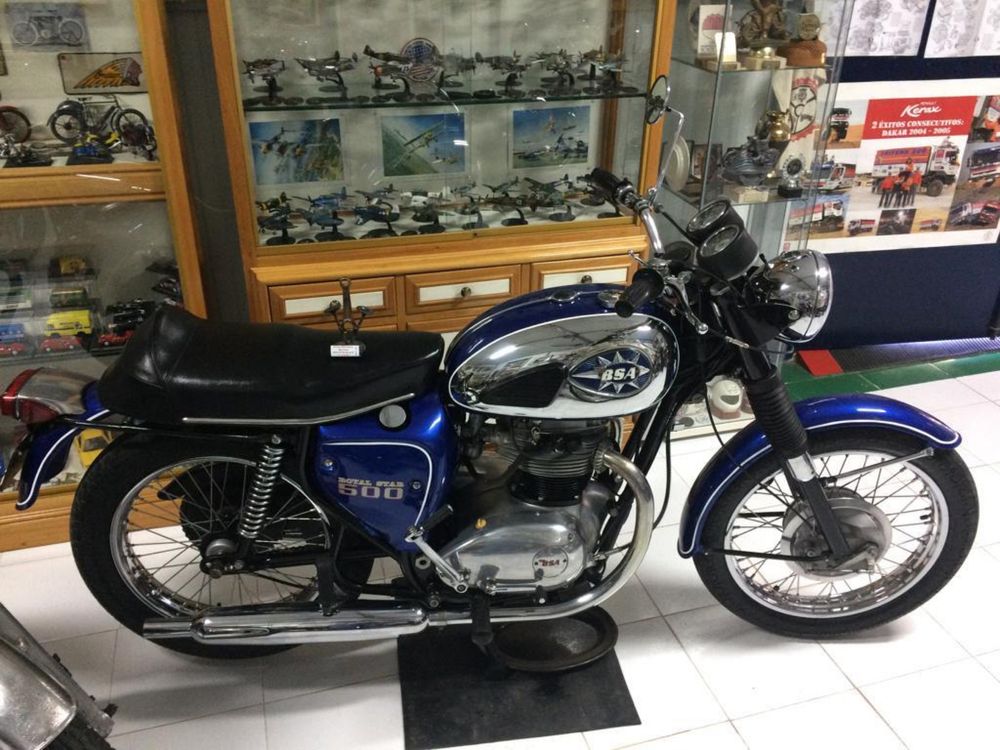 BSA  A50 Royal Star 500cc imaculada
