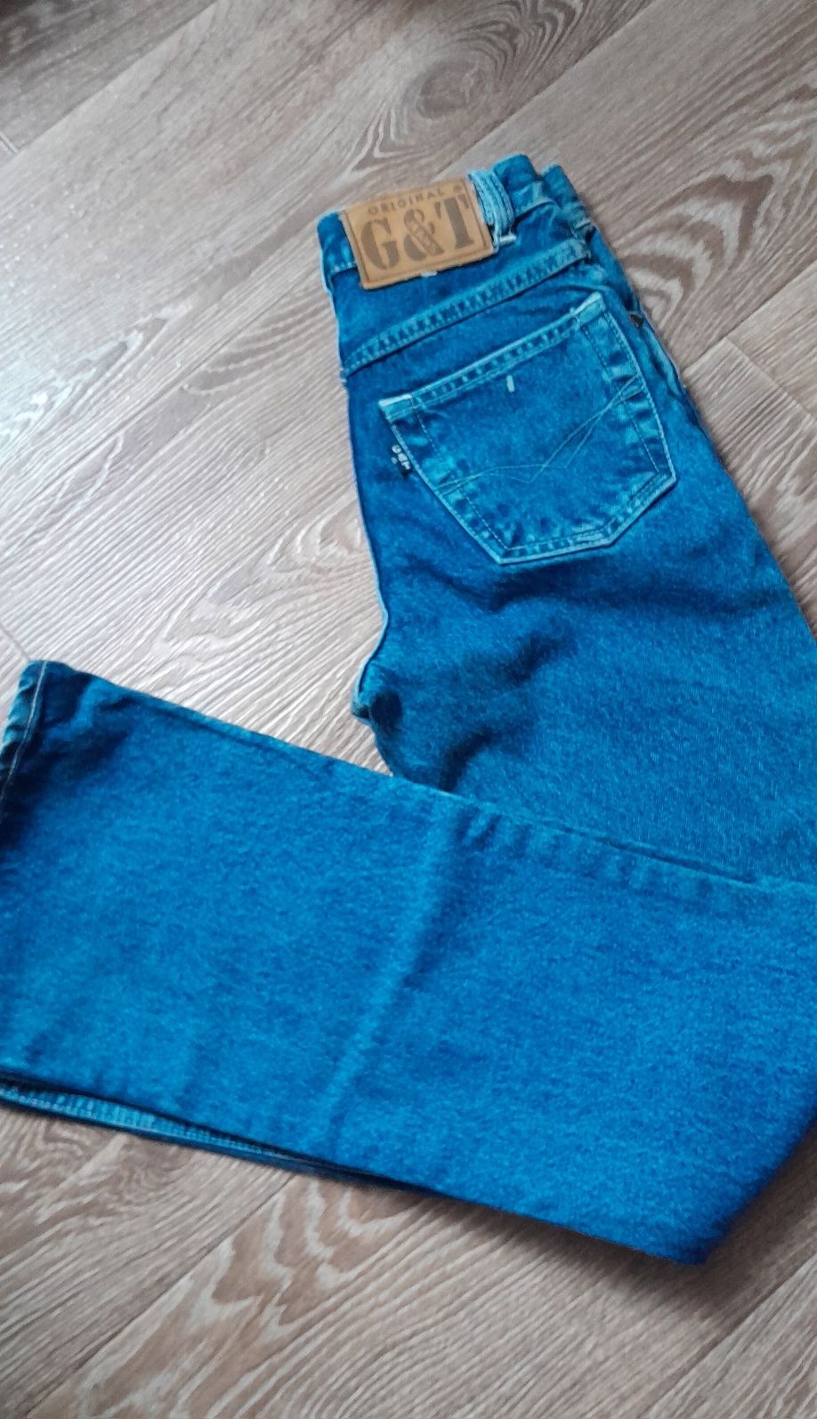 Жіночі джинси 27 Х 32