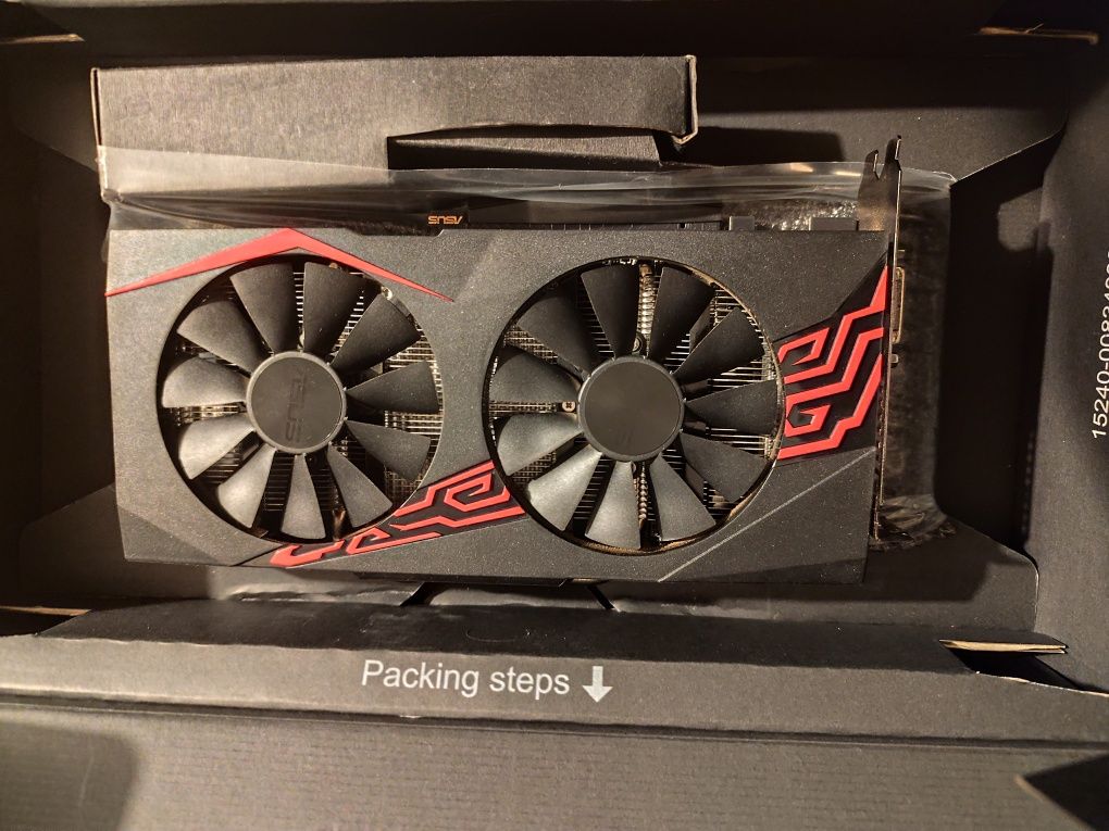 Placa gráfica ASUS GTX 1060 6gb oc