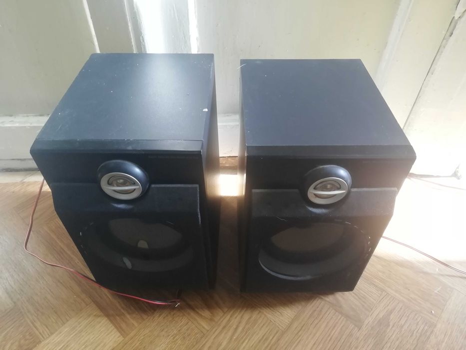 2 колонки 1 лотом 8 ом 50? вт