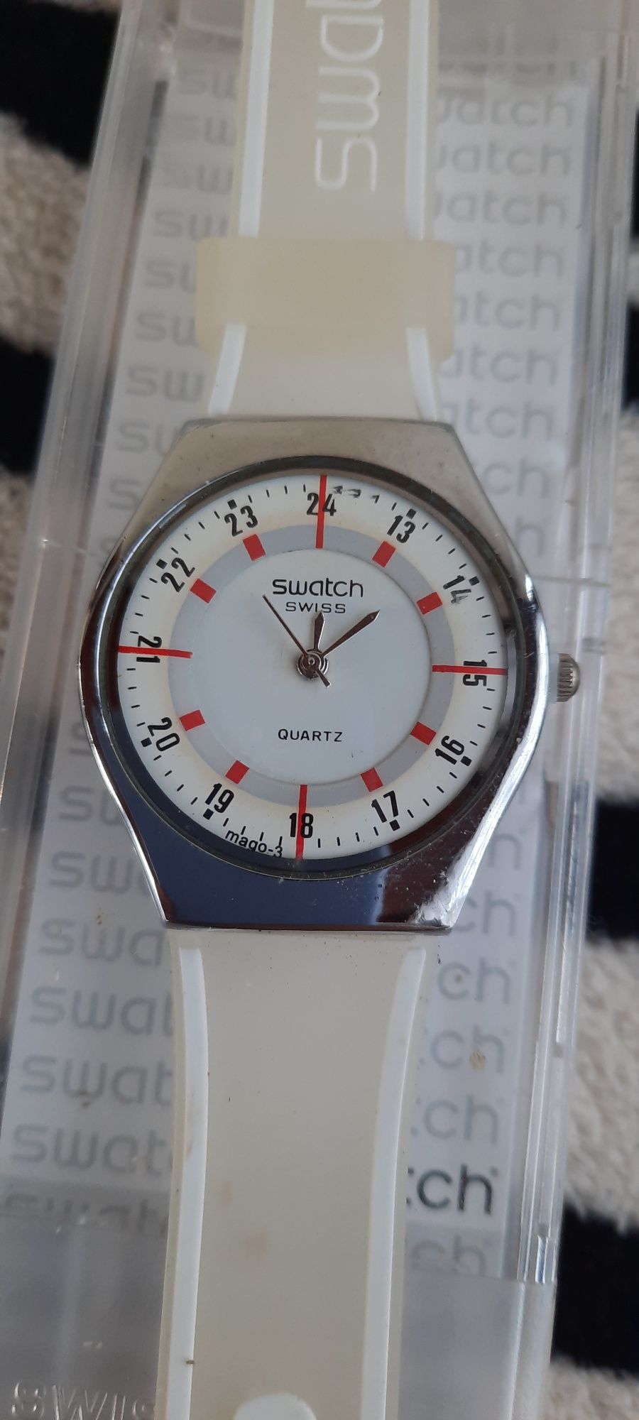 Годинник SWATCH..